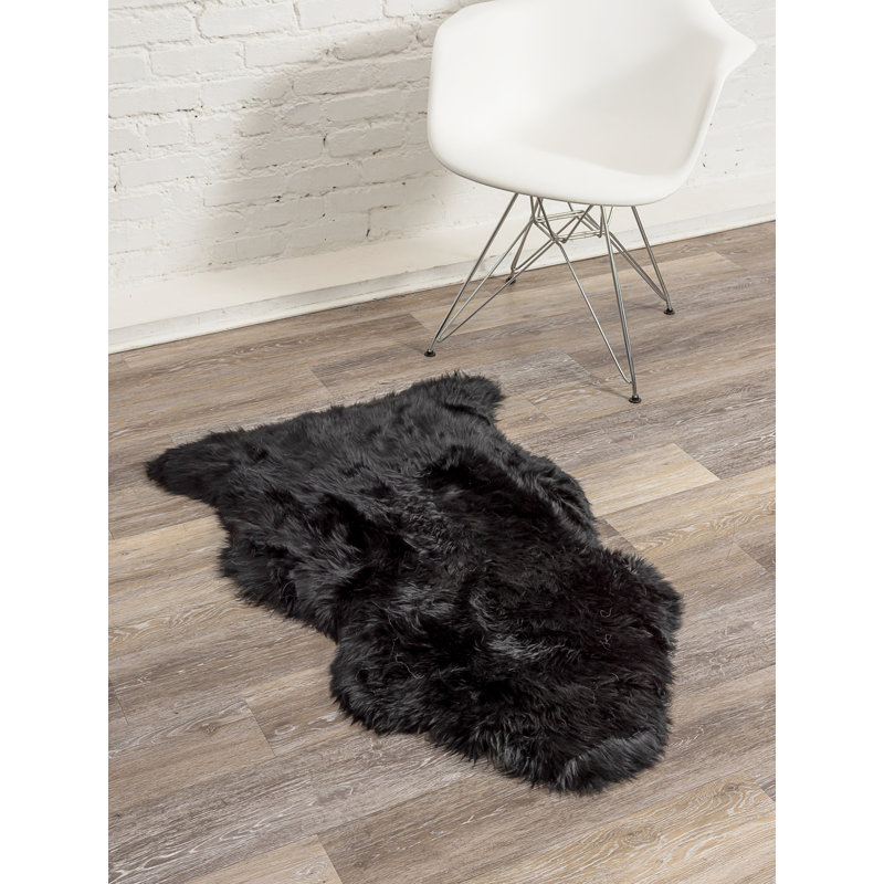 Izola Sheepskin Animal Print Indoor Rug