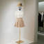 Mannequin de magasin de vêtements féminin-117247247