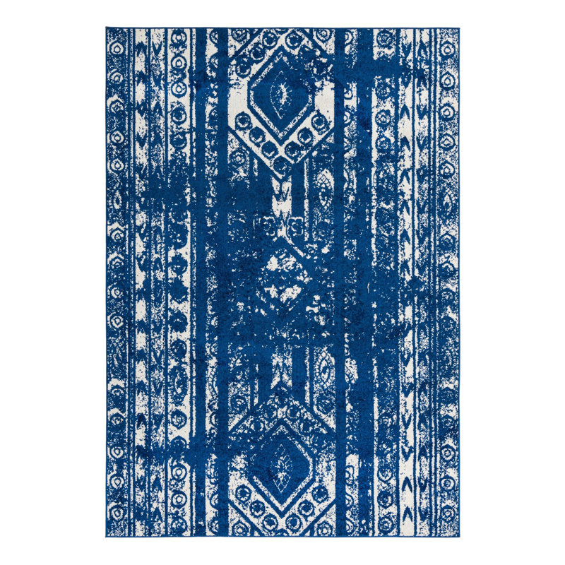 Gusman Geometric Indoor Rug, Rectangle 7' x 10'