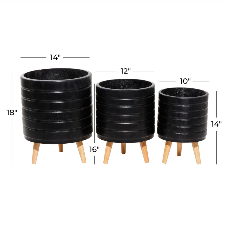 Cosmoliving By Cosmopolitan Set Of 3 White Wood Planter 14", 16", 18"H, Black