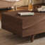 Table basse simple en noyer