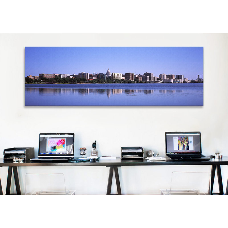 «Buildings at the Waterfront, Lake Monona, Madison, Dane County, Wisconsin», reproduction de photo sur toile, Toile tendue