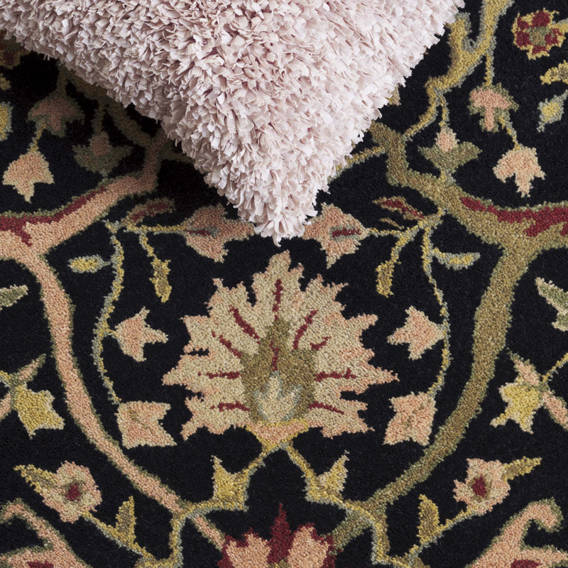 Handmade Black Wool 3' x 5' Tufted Area Rug