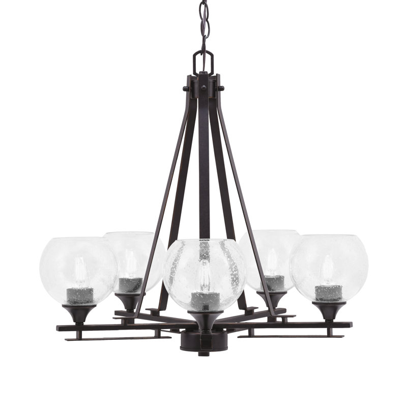Lustre 5 lumières Uptowne illustré en finition granite foncé avec verre transparent 5,75 "