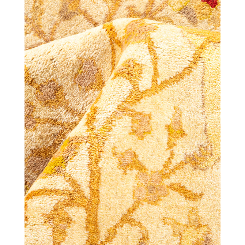 Tapis ivoire traditionnel noué à la main de conception unique 8 pi x 10 pi 4 po Keller
