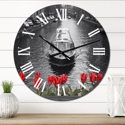 Feuilles vertes sur bleu clair - horloge murale nautique et côtière