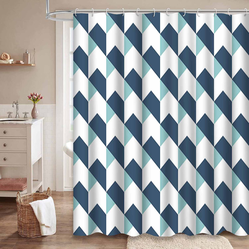 Rideau de douche géométrique à chevrons blancs avec 12 crochets, L 72 po x l 78 po