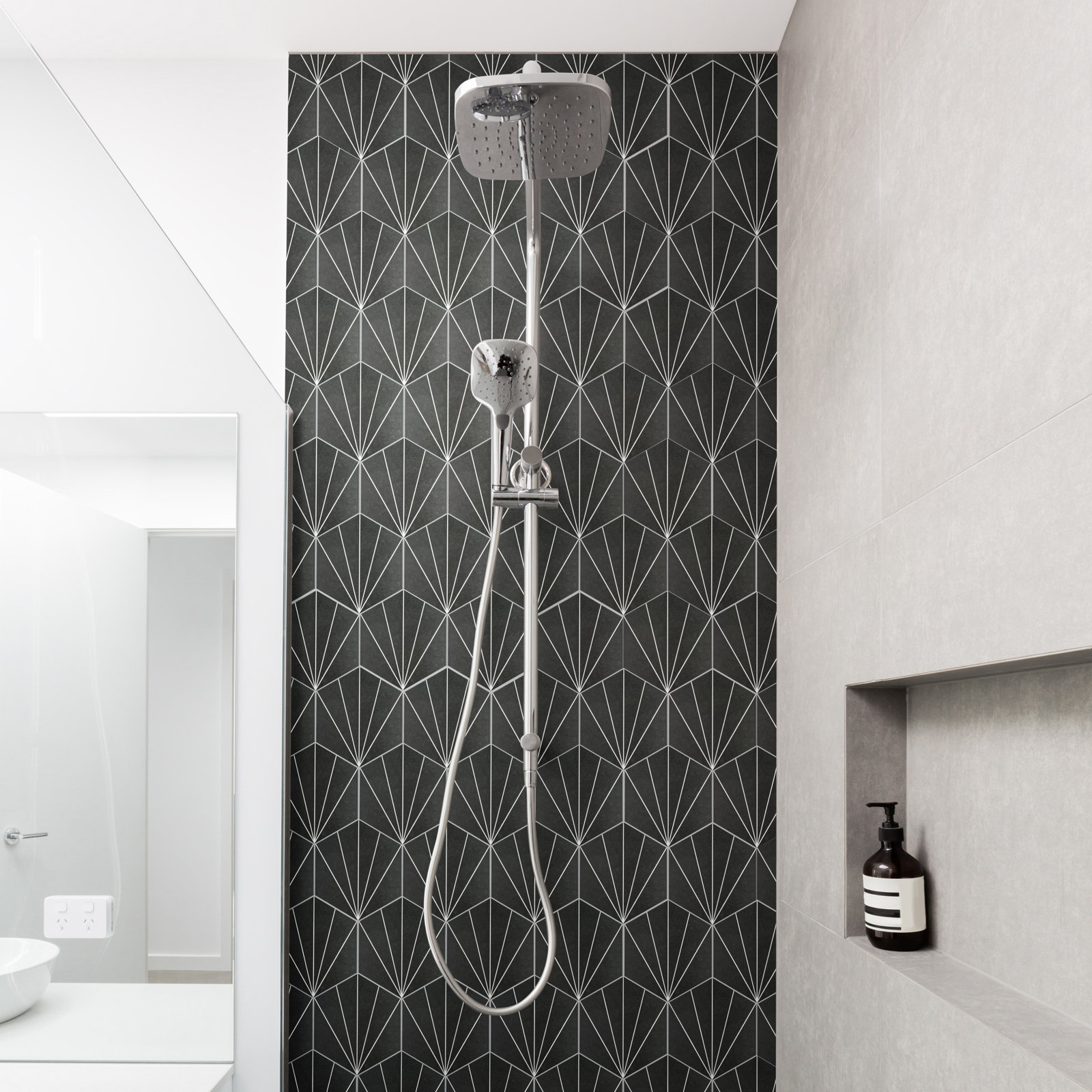 Merola Tile Aster 8.63" x 9.88" Porcelain Patterned Wall & Floor Tile, Black/White