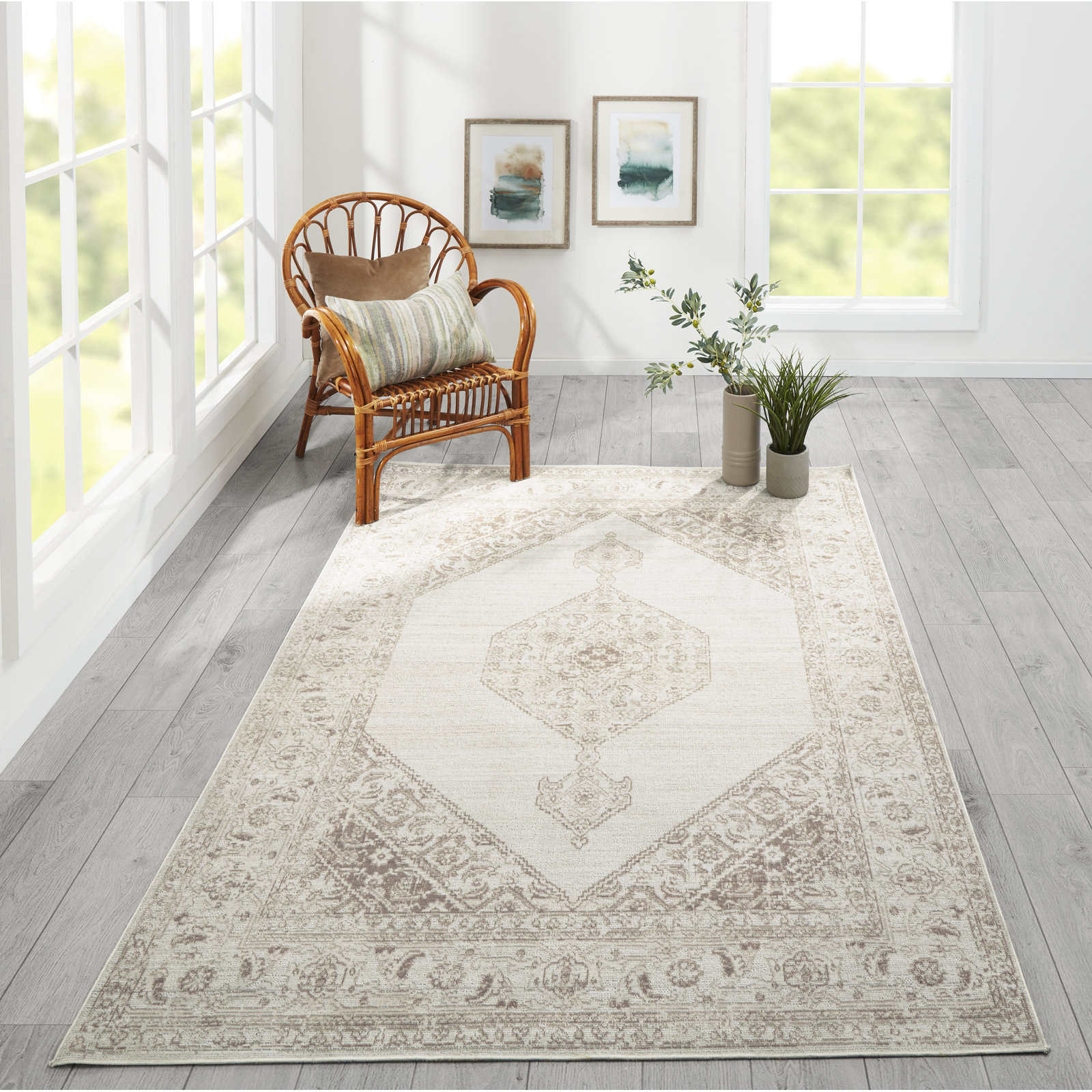 Brown White Oriental Rug, Rectangle 5'3" x 7'3"