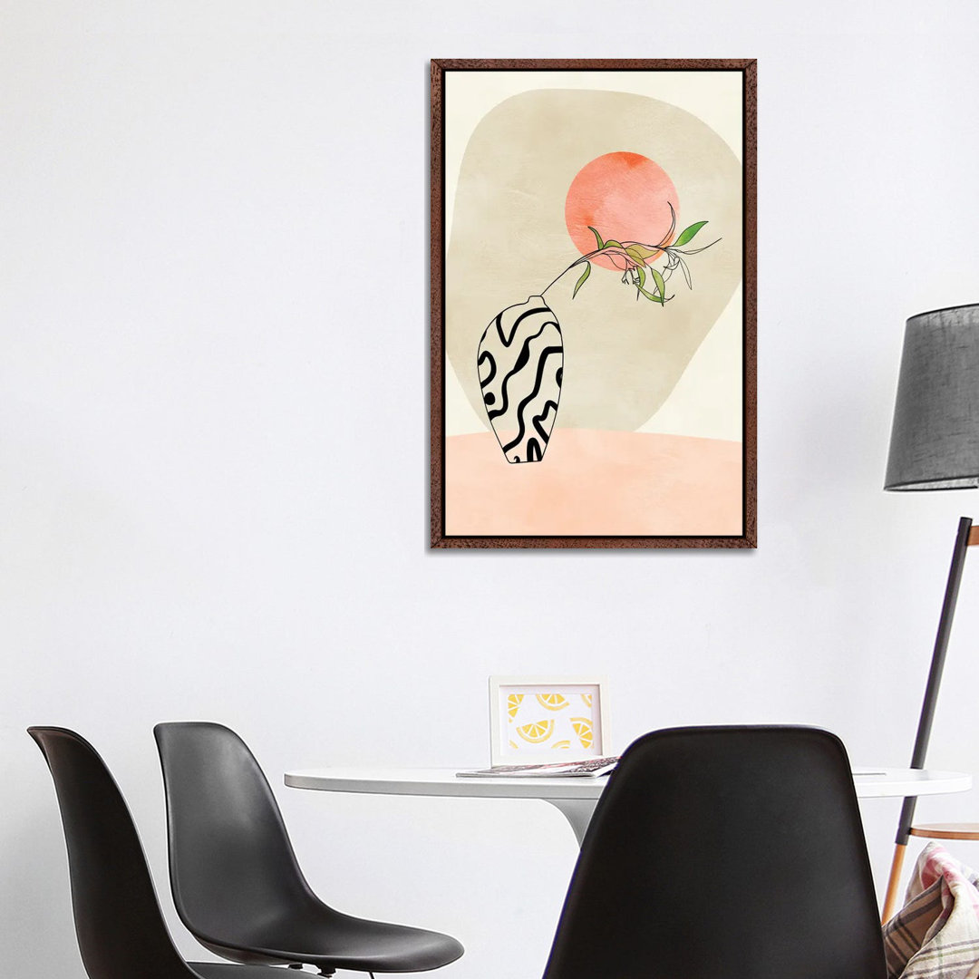 Blumenstilleben mit Mond in Pastell von Ana Rut Bré - Galerie-umwickelte Leinwand Giclée auf Leinwand