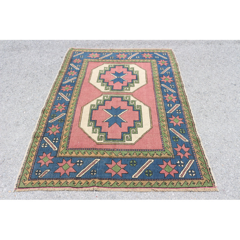 Kilim turc fabriqué à la main avec un design géométrique offrant une esthétique rétro pour un décor bohème
