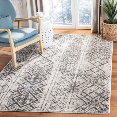 Finney Performance Geometric Rug