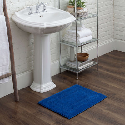 Kail Plush Stain/Fade Resistant Machine Washable Bath Mat