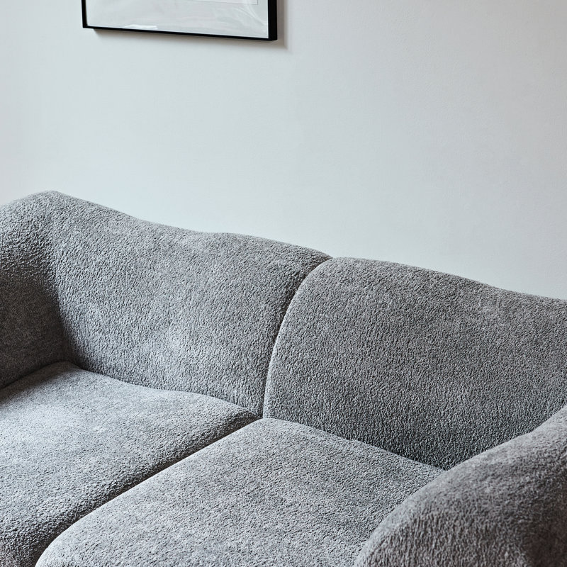 29.6 " Velvet Loveseat