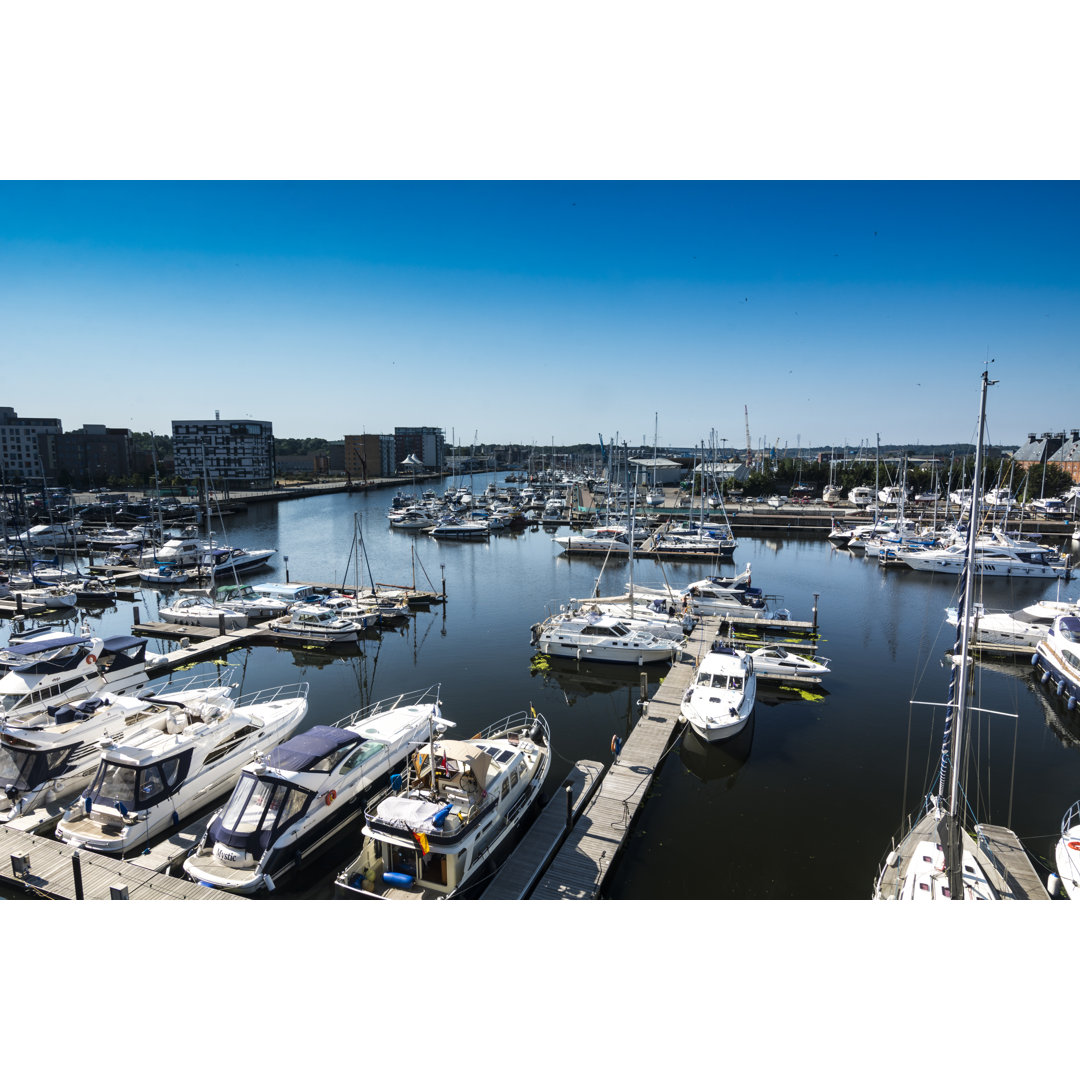 Blick auf den Hafen von Ipswich von Lance B - Leinwanddrucke auf Wrapped Canvas