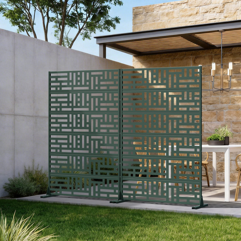 Panneau de clôture en métal pour l'extérieur, 72" H x 94" W x 16" D, Dark Green