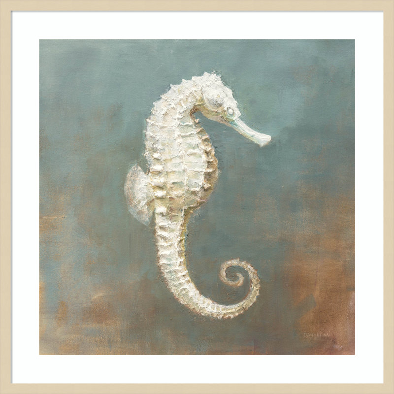 «Treasures from the Sea I» par Danhui Nai, impression sur bois encadrée, H 33 po x l 33 po