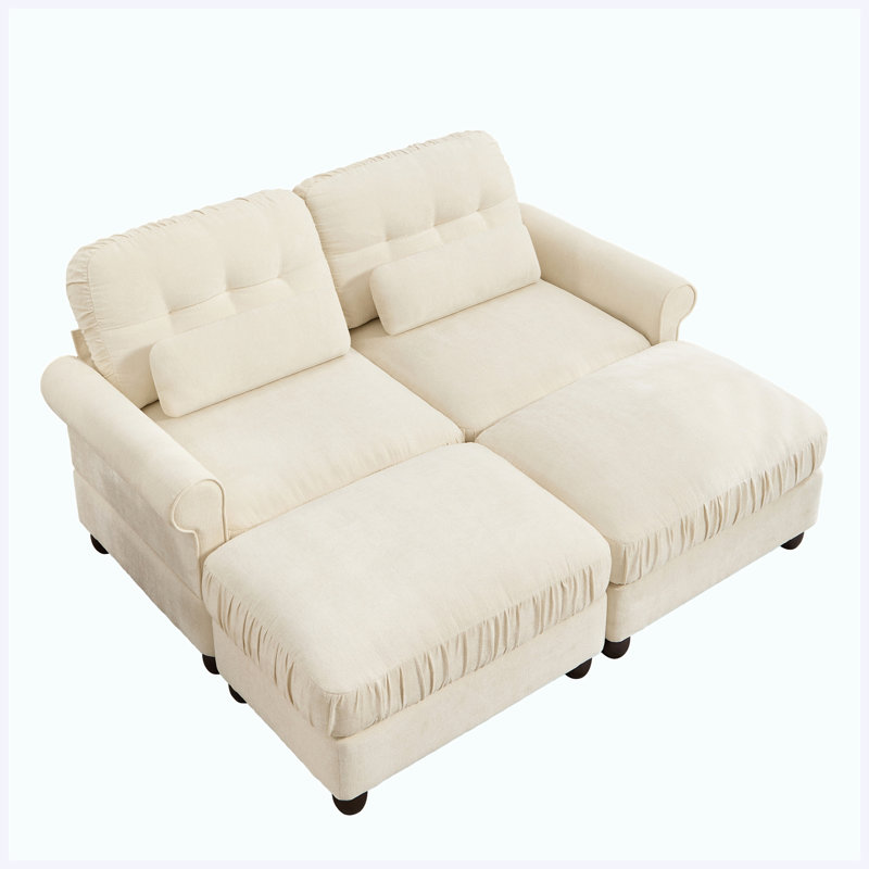 Canapé d'angle modulaire deux places en chenille avec deux poufs, bordure à volants et accoudoirs arrondis, beige