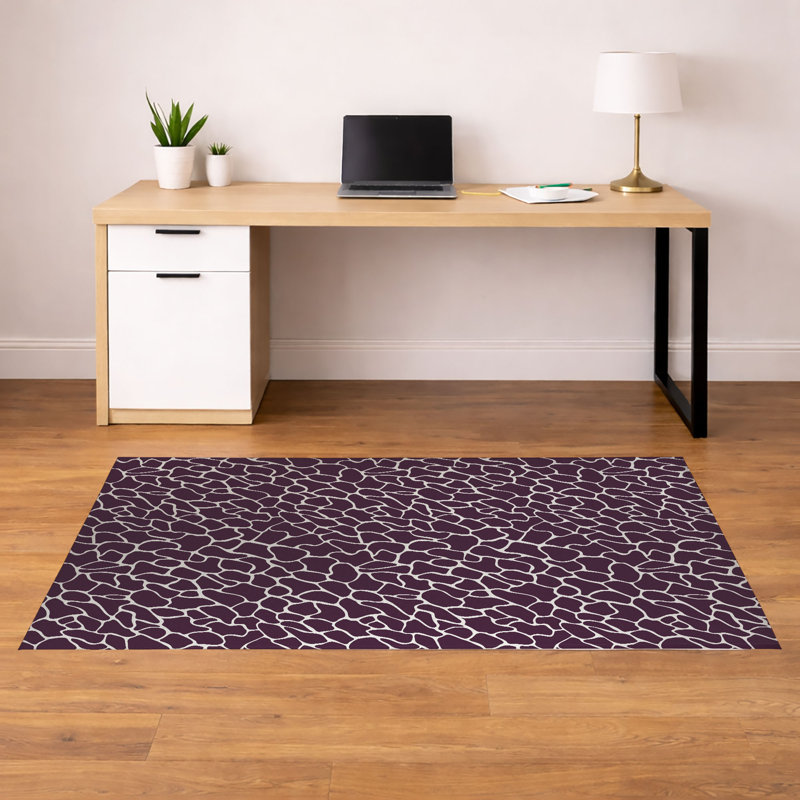 Tapis de bureau Patch Patch, 84" W x 60" D, Eggplant