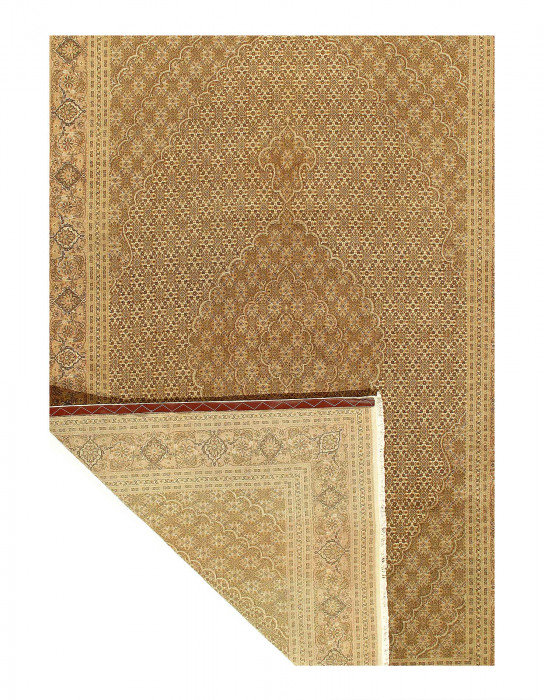 Fine Hand Knotted Persian silk & wool Tabriz 6'7'' X 10'3''