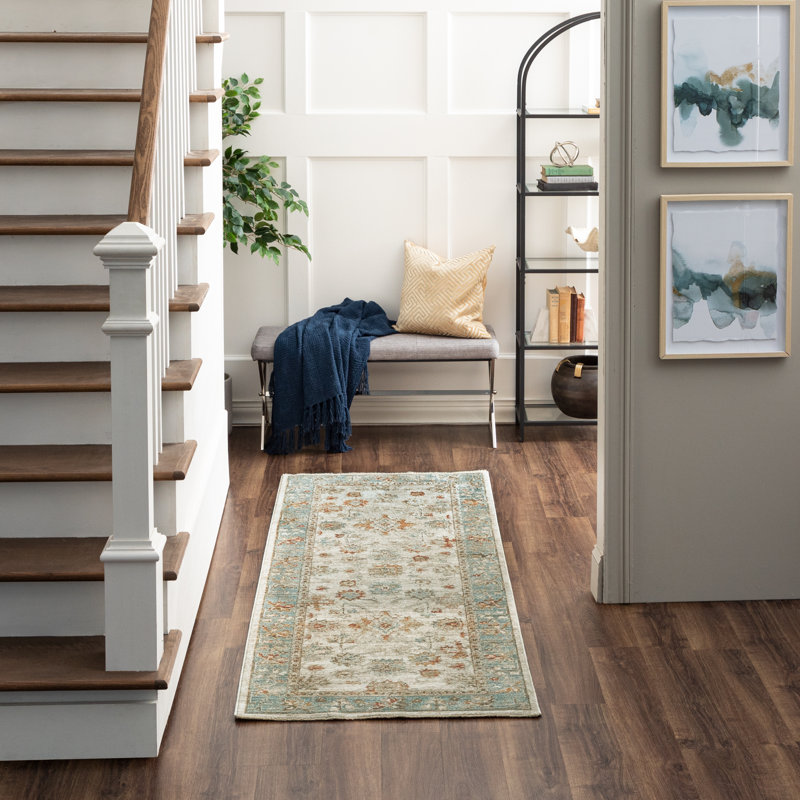 Tapis bleu / crème Iznik Southwestern, Tapis de couloir 2 pi 7 po x 7 pi 3 po