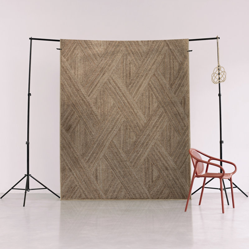 Tapis décoratif moderne à motif géométrique brun et beige à motif géométrique, Rectangle 5 pi 2 po x 7 pi 7 po