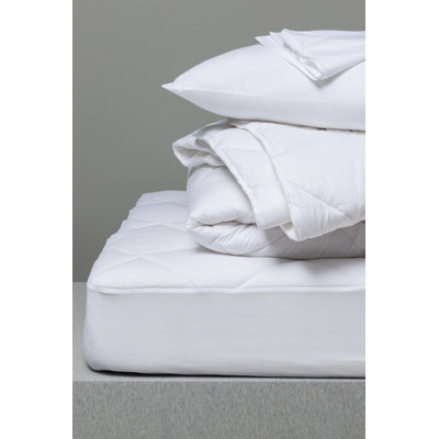 Cotton Blend Comforter with Pillowcases