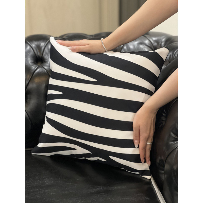 Coussin en velours Pasargad, H 16 po x l 16 po, Carrée