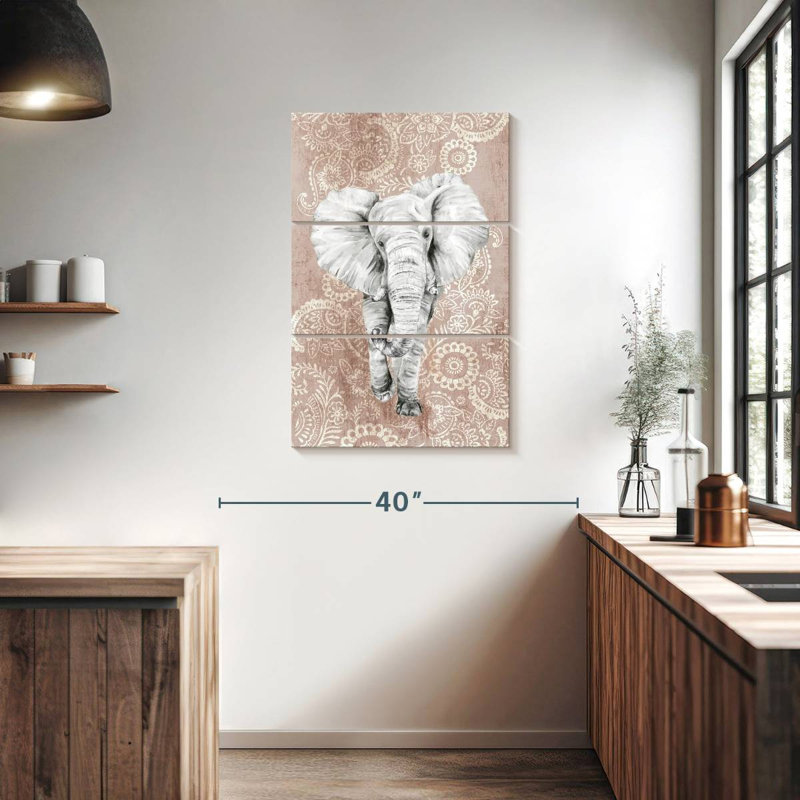 Éléphant à motif cachemire rose Brampt, H 38 po x l 24 po