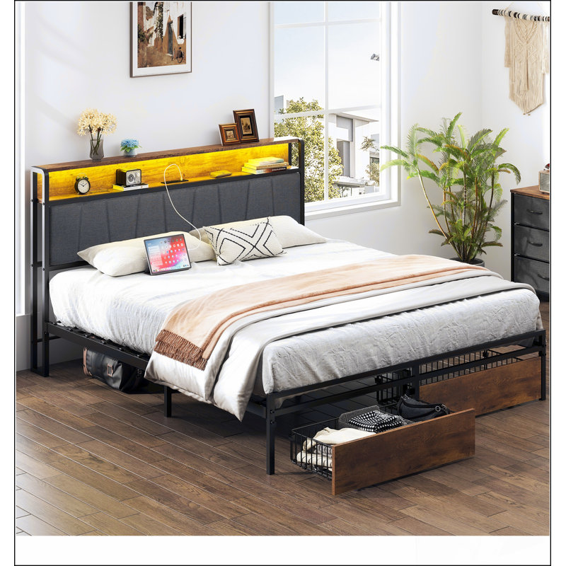 Structure de grand lit avec rangement, ports USB, lumières DEL et tête de lit tapissier à oreilles