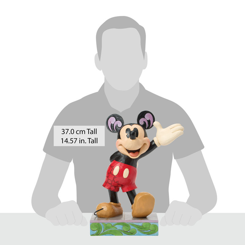 Figurines & Sculptures