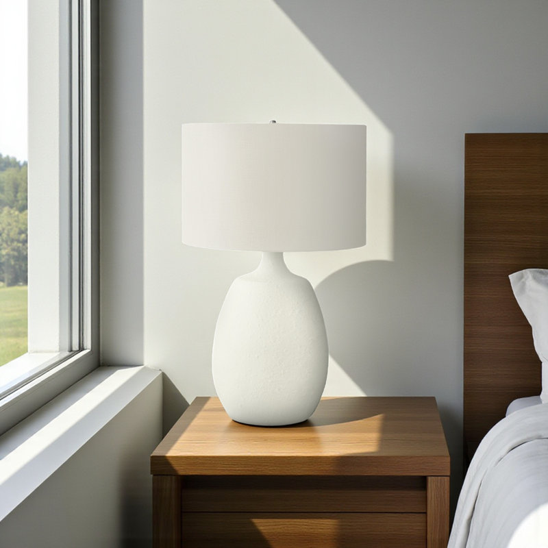 Lampe de table Irma ivoire / crème et résine crème, H 25,7 po x l 15,74 po x P 15,87 po