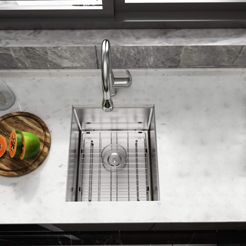 Évier de bar / préparation en acier inoxydable de calibre 18 à cuve simple encastrable 13 po x 15 po (profondeur de 8 po)