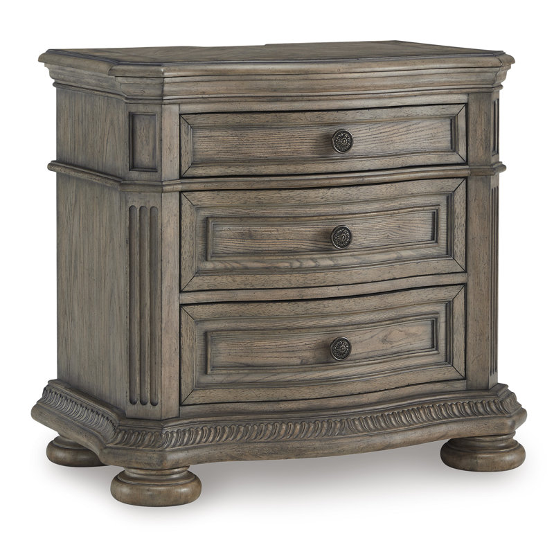 Toine Nightstand