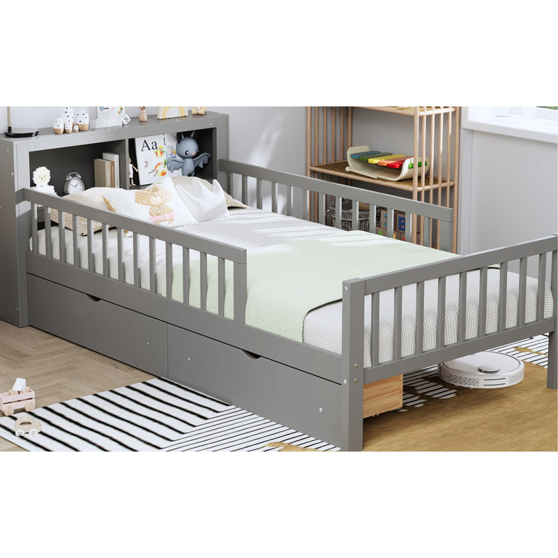 Lit simple avec garde-corps sécurisés et compartiments de rangement fonctionnels pour la tête de lit, Gris
