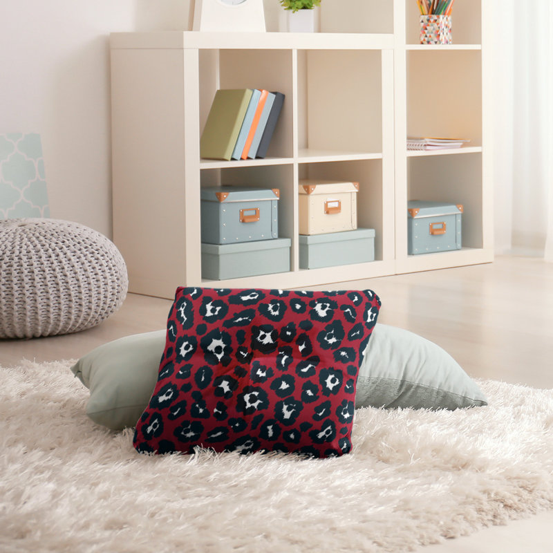 Housse et insert de coussin carré touffeté, H 26 po x l 26 po x P 3 po, Rouge / Noir / Blanc