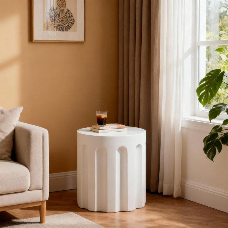Table d'appoint d'extérieur en béton blanc