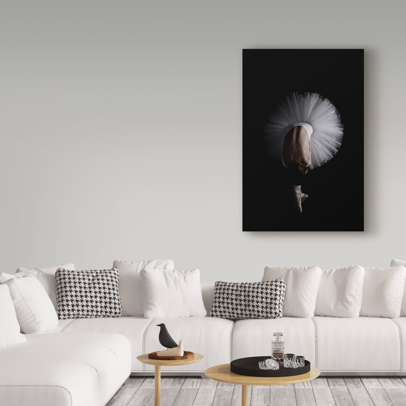 « Flower » par Eugenio Cini-reproduction de photo sur toile tendue, H 32 po x l 22 po x P 2 po