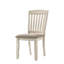 Deux chaises d'appoint avec siège rembourré et dossier à lattes