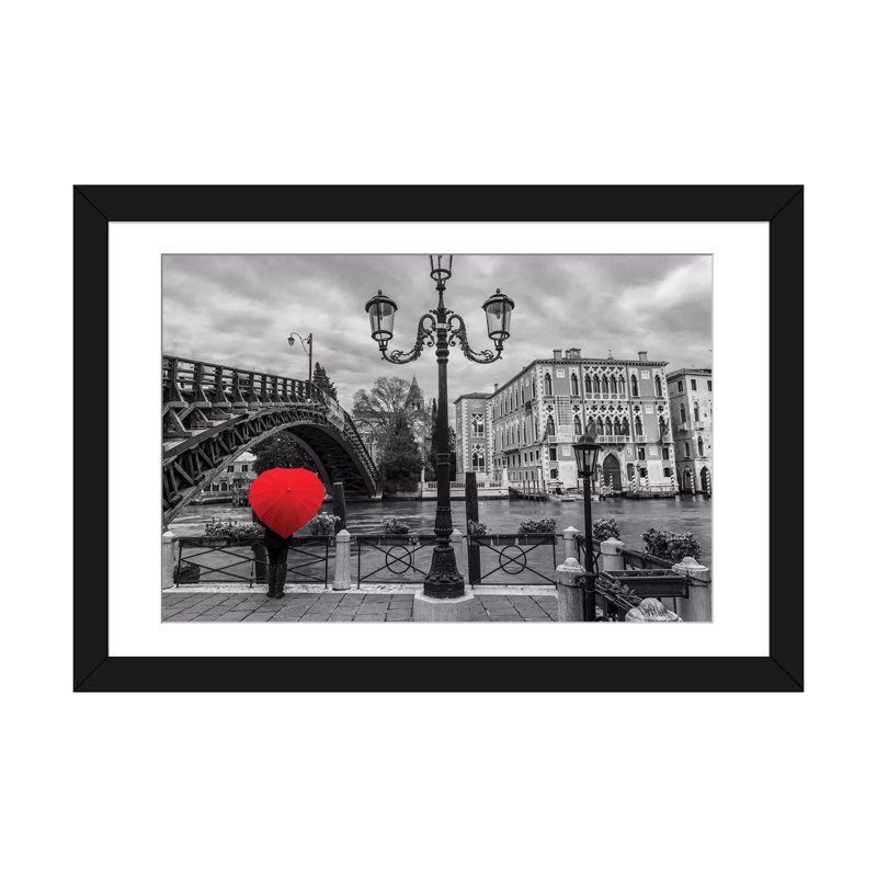« venice xxi », impression sur toile, H 24 po x l 32 po x P 1 po, Papier d'art encadré noir, Blanc