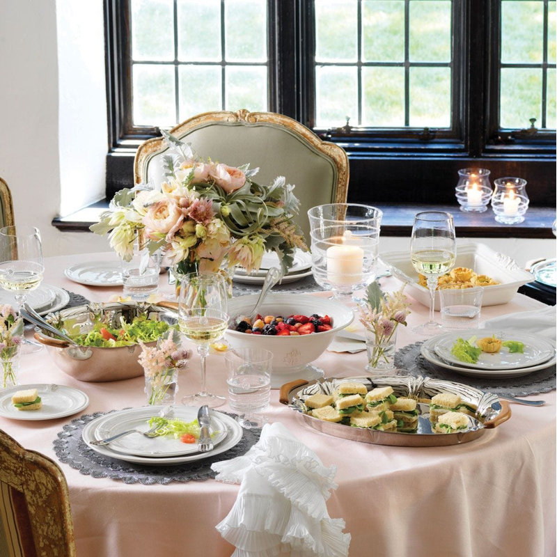 Isadora Silver Round Linen Placemat