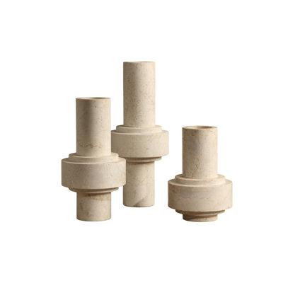 SURROUNDED SCULPTURE - SMALL