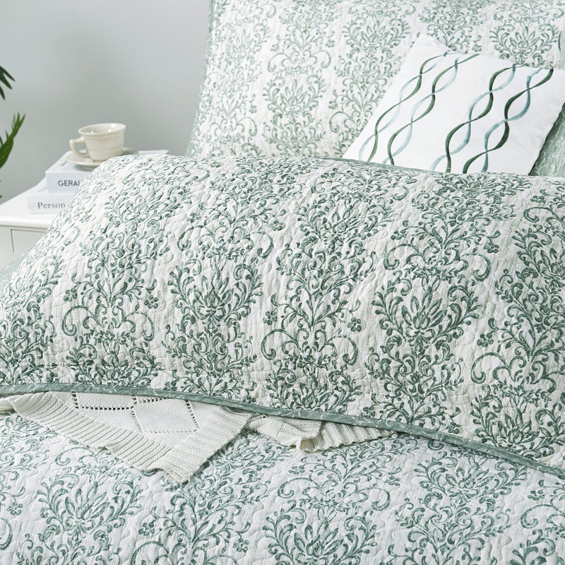 6 Piece Mayfair Printed Microfiber Quilt Set, Queen Quilt + 5 Additional Pieces