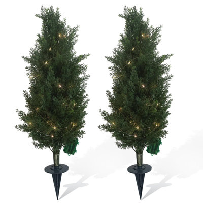 Arbre topiaire en cèdre artificiel avec éclairage à DEL - ensemble de 2 faux cyprès résistants aux rayons UV de 70 cm avec pot - Buis réaliste pour le jardin, le porche, le patio, le balcon, la porte d'entrée - Taille: 70 cm