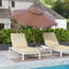 Parasol de terrasse de 9 pi avec bouton poussoir inclinable et manivelle Outsunny