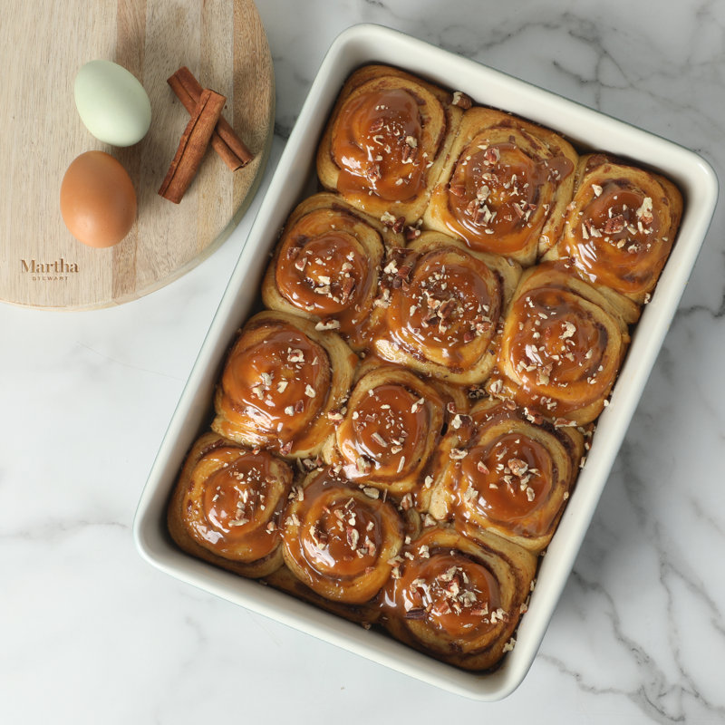 Martha Stewart Gallen 10 Piece Baking Pans Ceramic PFA Free Non-Toxic Non-Stick Bakeware Set, Linen White