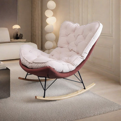 Chaise berçante légère et luxueuse