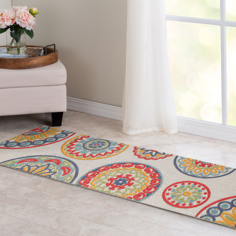 Forbis Geometric Indoor / Outdoor Rug, Runner 2'3" x 7'6"