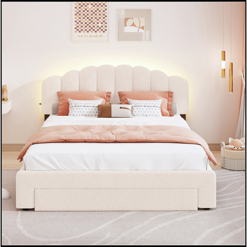 Grand lit plateforme tapissier Teddy, Beige