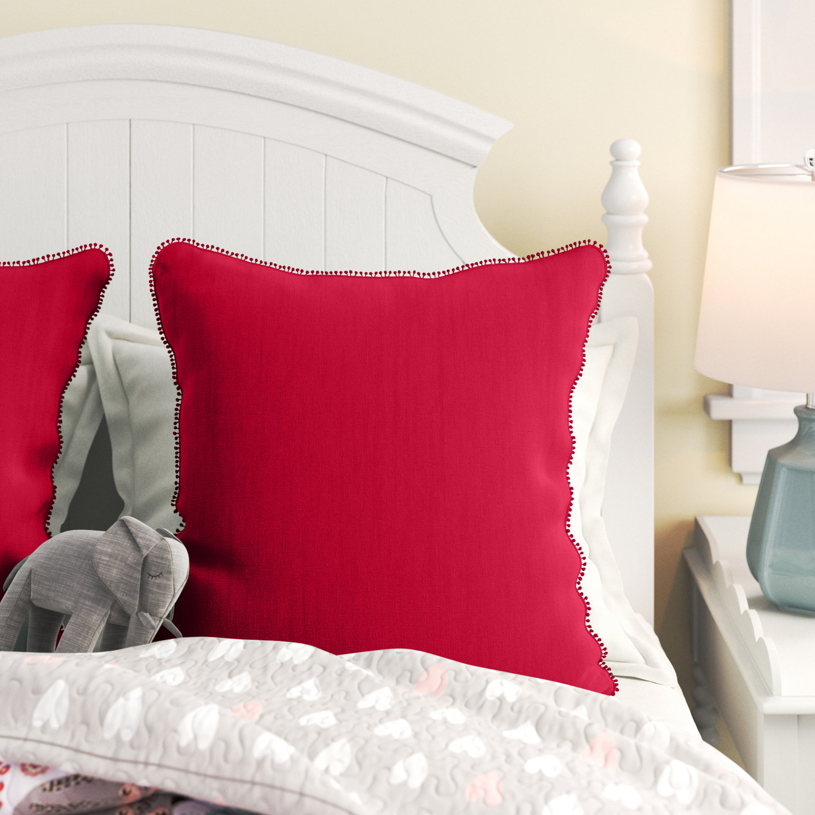 Garter 20" x 20" Linen Throw Pillow, Red